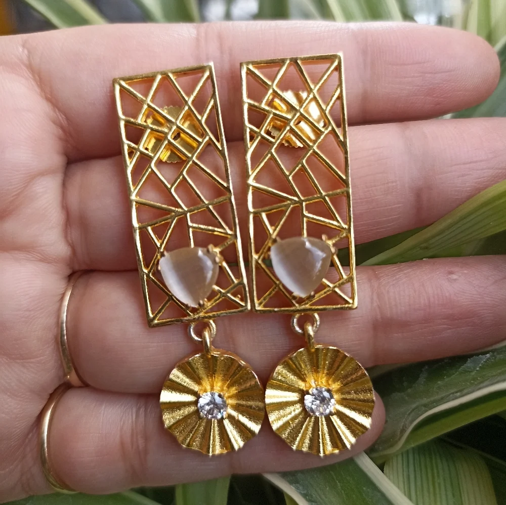 Handmade gold platted stone studded contemporary earrings - Picture 9 of 11